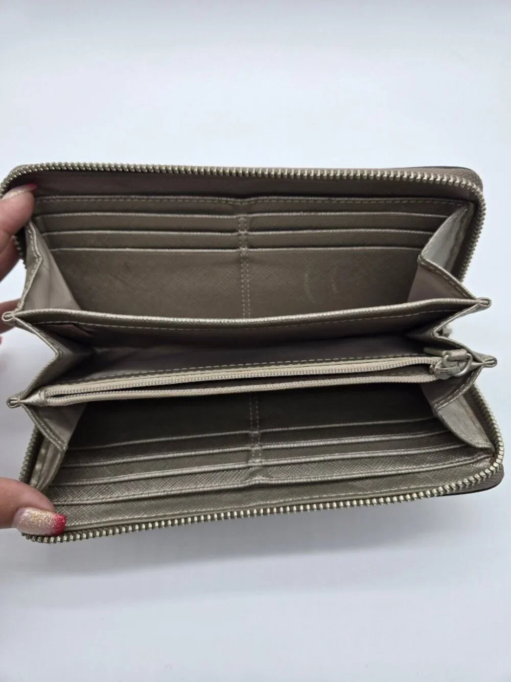 Coach Park Metallic Pebbled Leather Accordion Zip Around Wallet Clutch Silver Go
